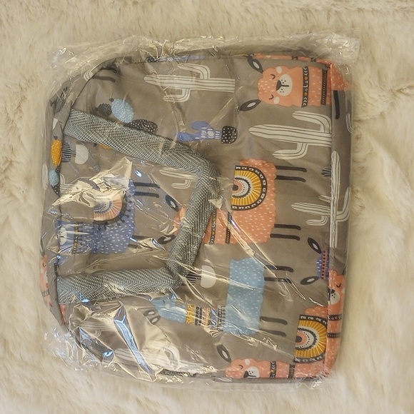 Llama printed insulated lunch box - Picture 2 of 4